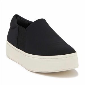Vince warren slip on sneaker